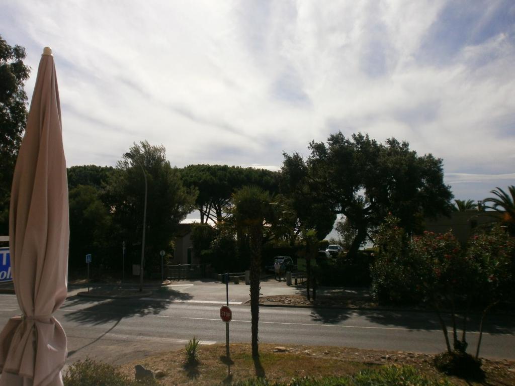 Hotel Le Golfe Bleu Cavalaire-sur-Mer Exterior foto